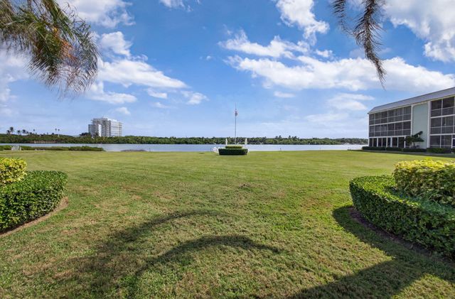 100 Waterway Road A304, Tequesta, FL 33469