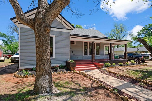 1314 N Queen St, Palestine, TX 75803