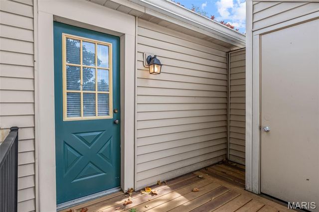 1625 High School Drive, St Louis, MO 63144