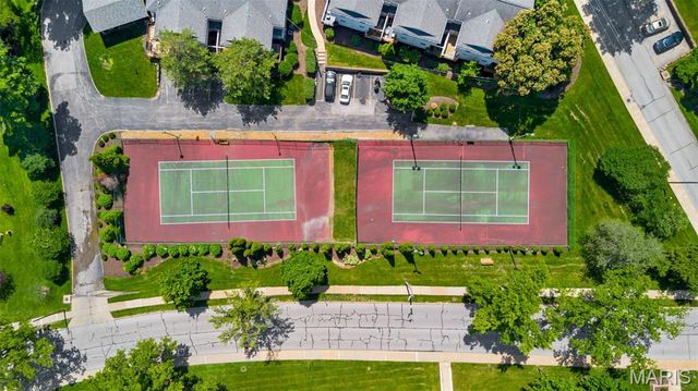 1625 High School Drive, St Louis, MO 63144
