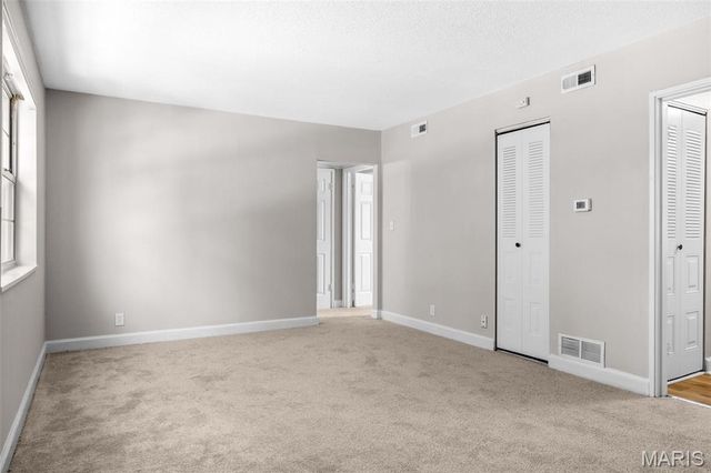 1625 High School Drive, St Louis, MO 63144