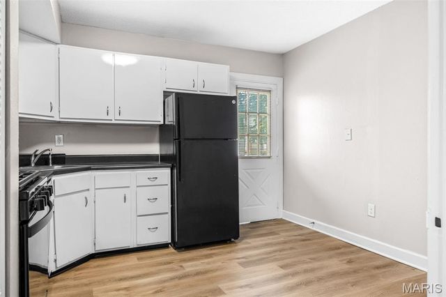 1625 High School Drive, St Louis, MO 63144