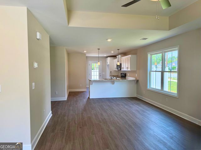 4 Roundtree Street, Statesboro, GA 30458