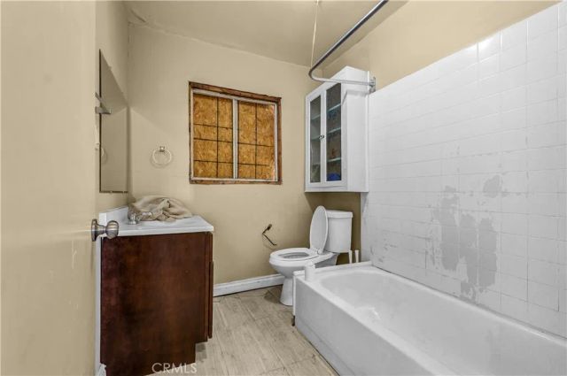 4 La Venezia Court, Altadena, CA 91001