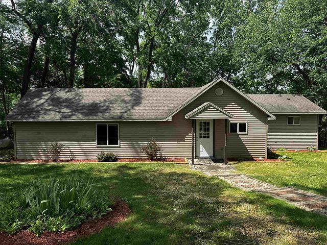 N2003 COUNTY ROAD K, Waupaca, WI 54981