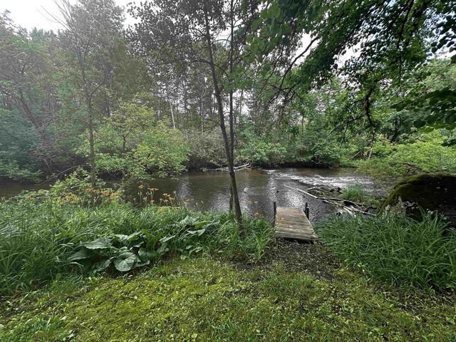 N2003 COUNTY ROAD K, Waupaca, WI 54981