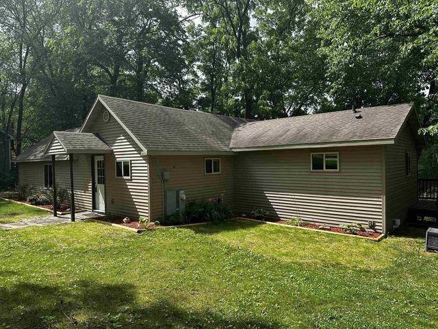 N2003 COUNTY ROAD K, Waupaca, WI 54981