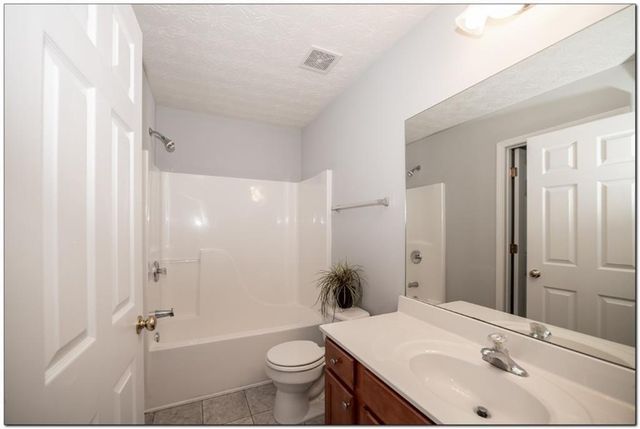 3832 Roxberry Hill Lane, Buford, GA 30518