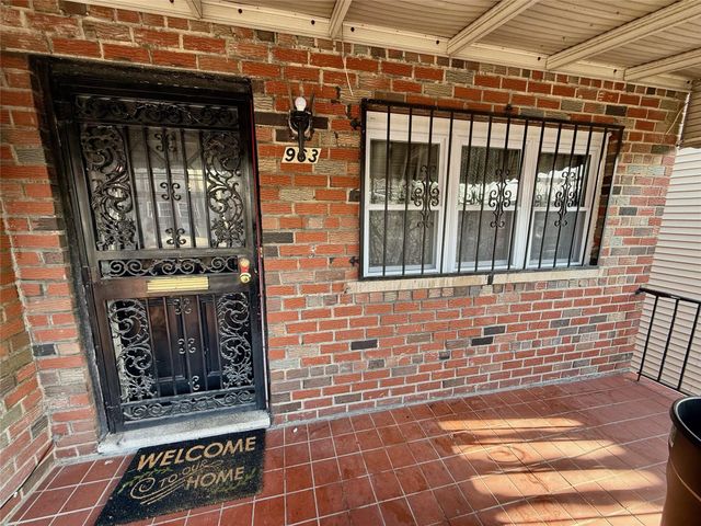 963 E 225th Street, Bronx, NY 10466