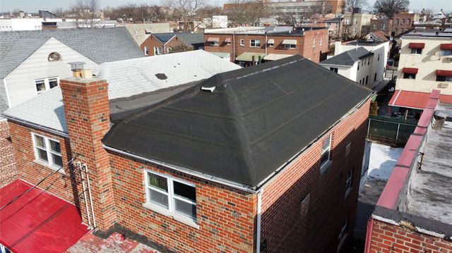 963 E 225th Street, Bronx, NY 10466
