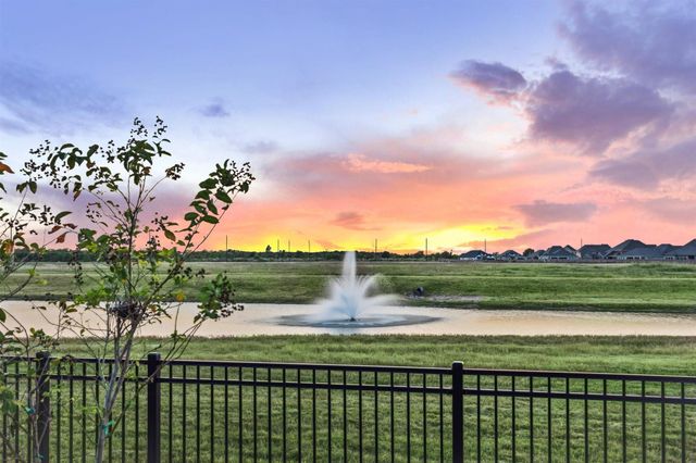 13803 Dorado Pointe Drive, Cypress, TX 77433