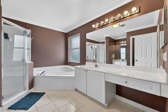 7962 N Silverado Circle, Hollywood, FL 33024