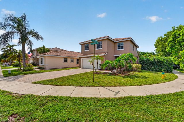 7962 N Silverado Circle, Hollywood, FL 33024