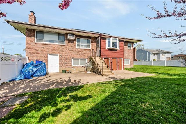 3208 Grand Boulevard, Baldwin Harbor, NY 11510