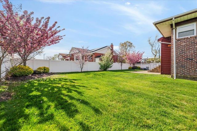 3208 Grand Boulevard, Baldwin Harbor, NY 11510