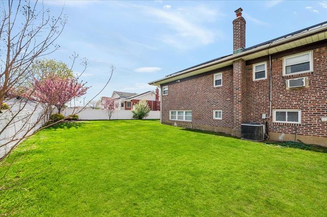 3208 Grand Boulevard, Baldwin Harbor, NY 11510