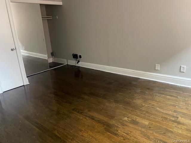 142 Mcglynn Place 2nd Fl, Cedarhurst, NY 11516