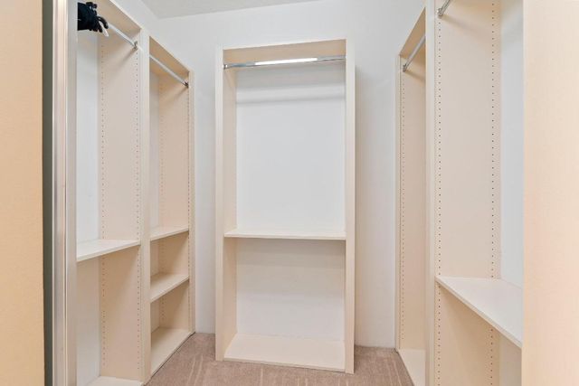 22 Harbour Isle Drive W Ph02, Hutchinson Island, FL 34949