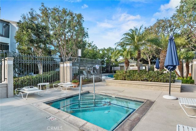 280 Cagney Lane 312, Newport Beach, CA 92663
