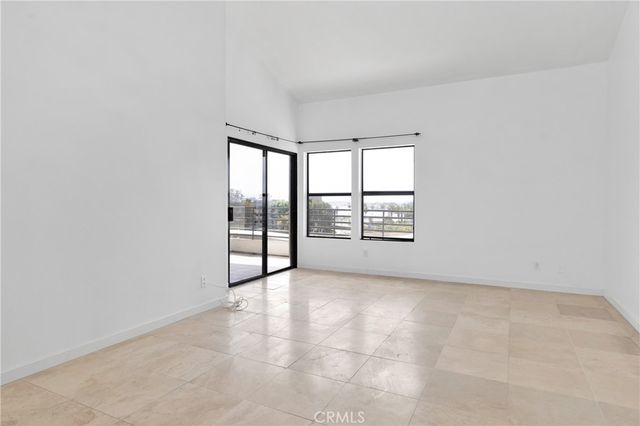 280 Cagney Lane 312, Newport Beach, CA 92663