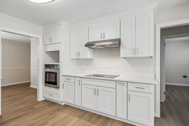 281 Lake Terrace Dr, Hendersonville, TN 37075