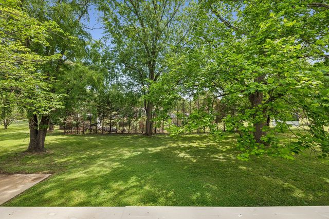 281 Lake Terrace Dr, Hendersonville, TN 37075