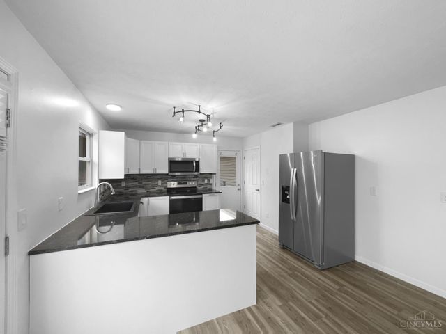 9432 Deer Walk Court, West Chester, OH 45069