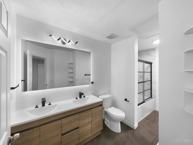 9432 Deer Walk Court, West Chester, OH 45069