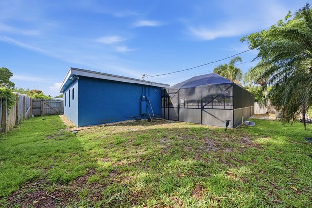 2591 Myrica Road, West Palm Beach, FL 33406