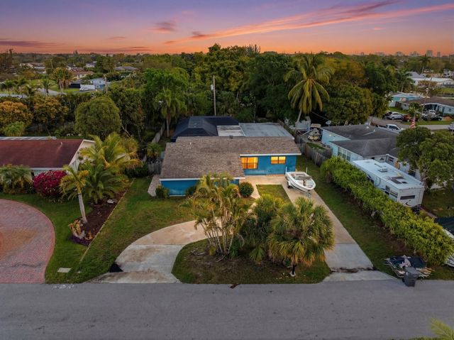 2591 Myrica Road, West Palm Beach, FL 33406