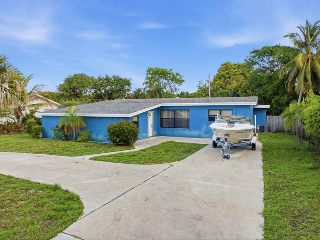 2591 Myrica Road, West Palm Beach, FL 33406