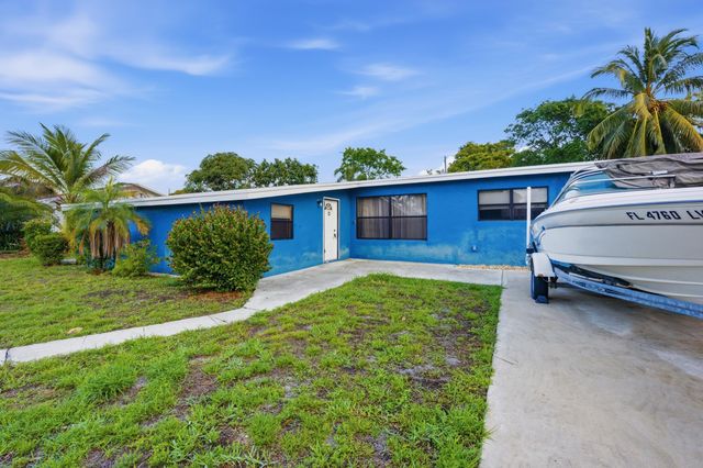 2591 Myrica Road, West Palm Beach, FL 33406