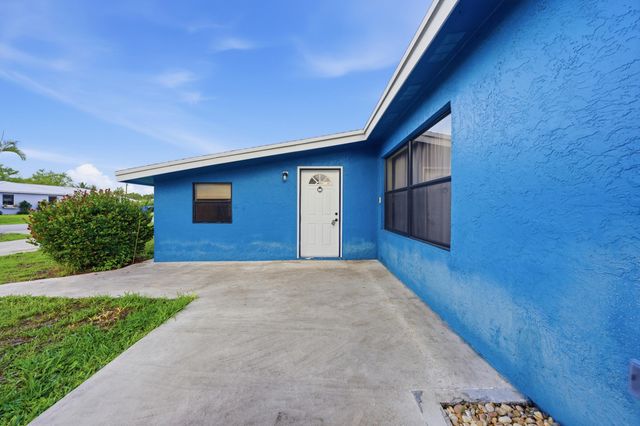 2591 Myrica Road, West Palm Beach, FL 33406