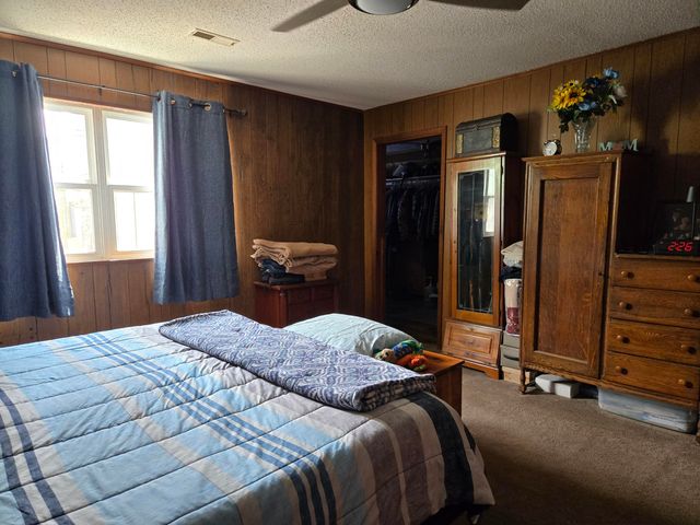 22965 Lawrence 1210, Aurora, MO 65605