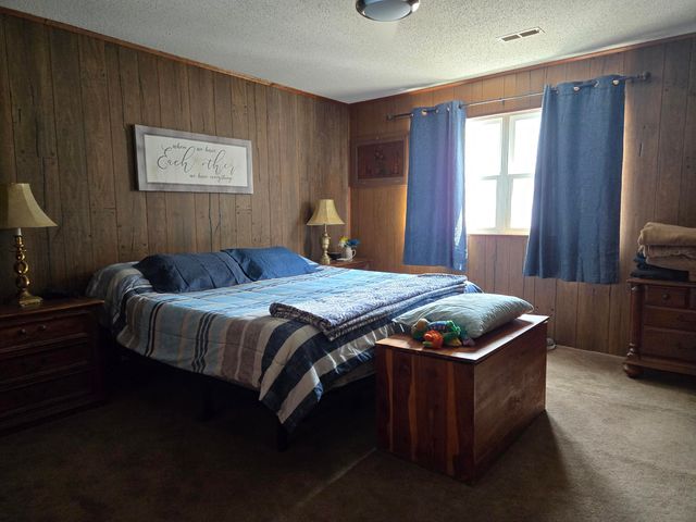 22965 Lawrence 1210, Aurora, MO 65605