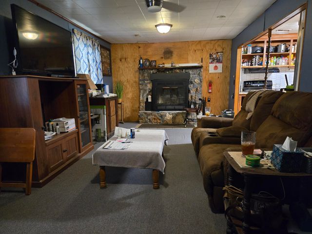 22965 Lawrence 1210, Aurora, MO 65605