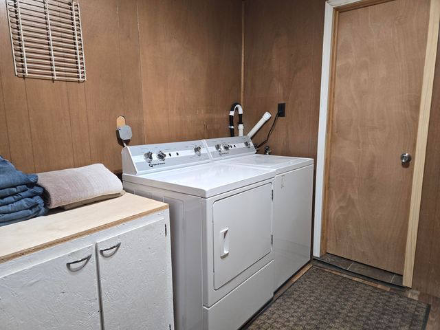 22965 Lawrence 1210, Aurora, MO 65605