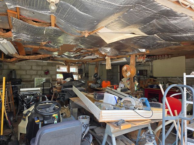 22965 Lawrence 1210, Aurora, MO 65605