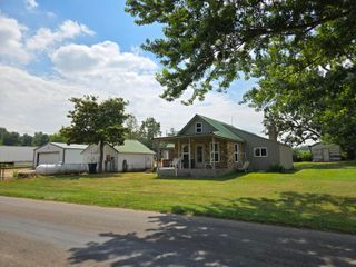 22965 Lawrence 1210, Aurora, MO 65605