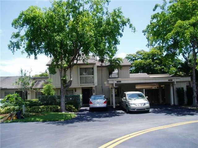 552 E Deer Creek Wildwood Ln Lane E, Deerfield Beach, FL 33442