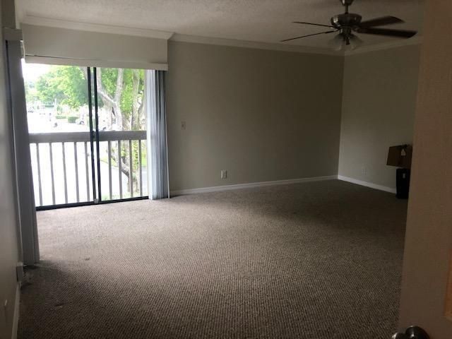 552 E Deer Creek Wildwood Ln Lane E, Deerfield Beach, FL 33442