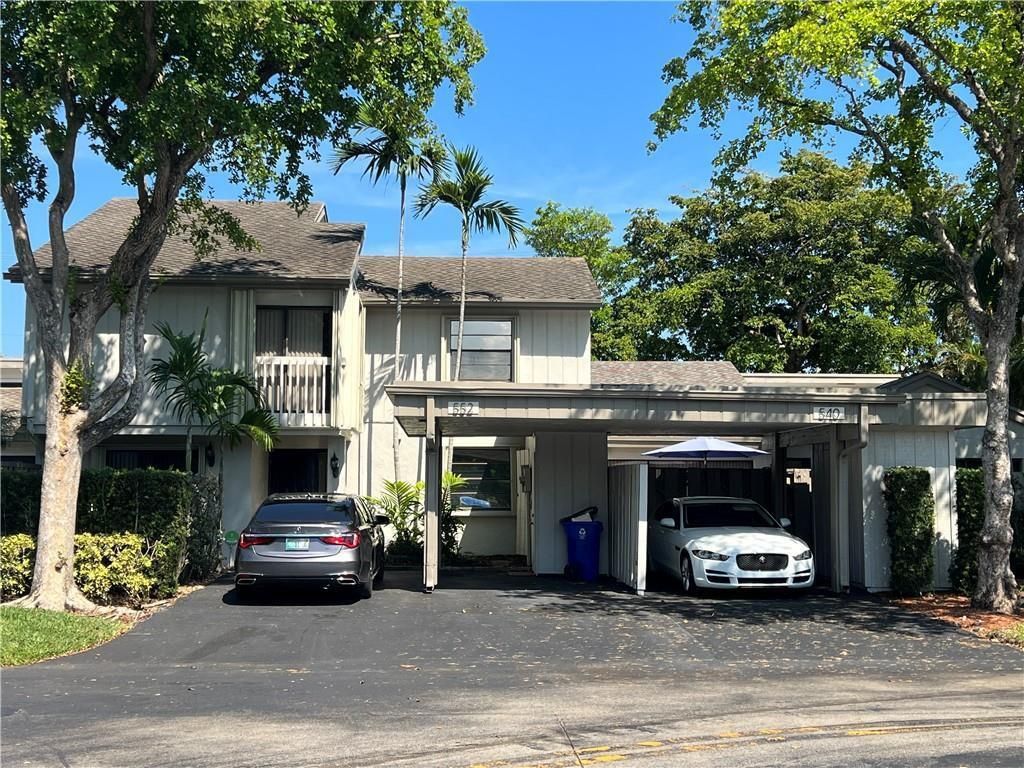 552 E Deer Creek Wildwood Ln Lane E, Deerfield Beach, FL 33442