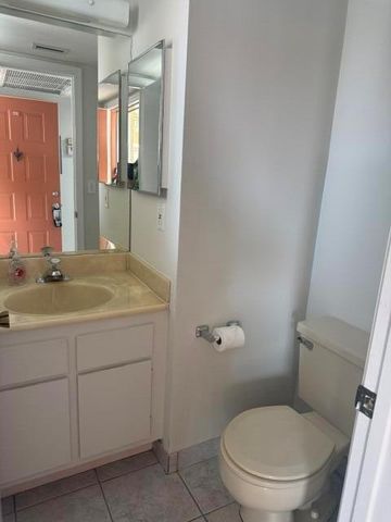 3031 Holiday Springs Boulevard 202-7, Margate, FL 33063