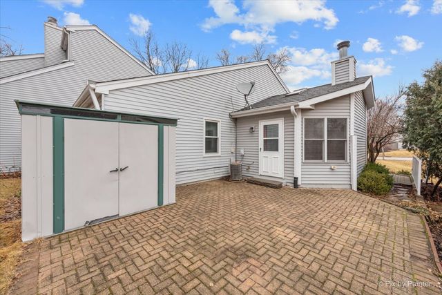 1095 Devonshire Avenue, Naperville, IL 60540