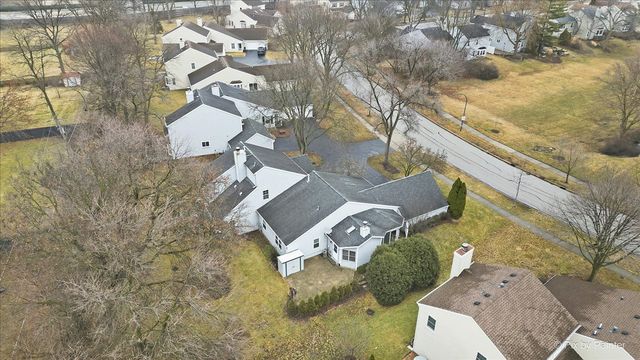 1095 Devonshire Avenue, Naperville, IL 60540