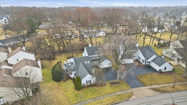 1095 Devonshire Avenue, Naperville, IL 60540