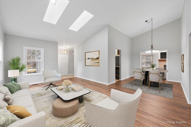 1095 Devonshire Avenue, Naperville, IL 60540