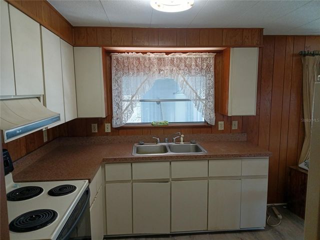 524 OAK RIDGE W, Lakeland, FL 33801