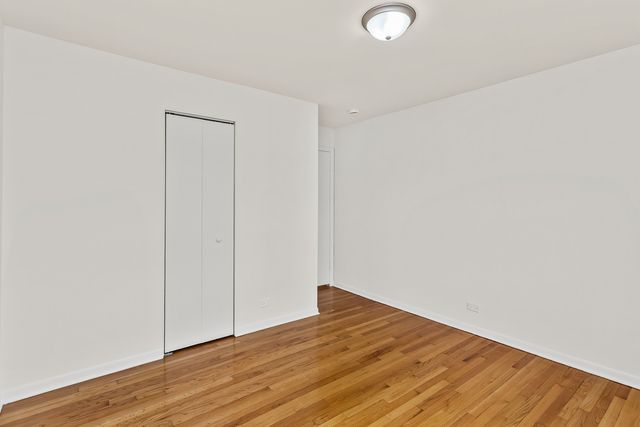 1100 Church Street 404, Evanston, IL 60201