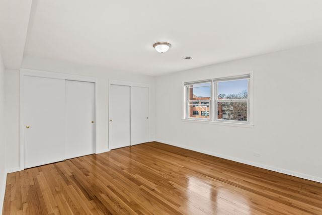 1100 Church Street 404, Evanston, IL 60201